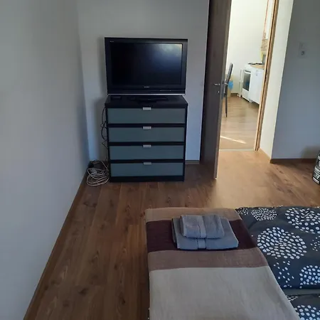 Gabe Vendeghaz Holiday home Gyongyostarjan